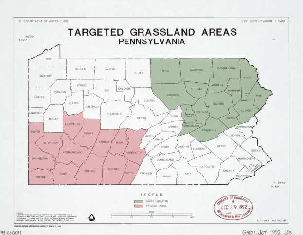 Posterkarte von Pennsylvania, die Grasslandgebiete in verschiedenen Grüntönen mit County-Namen und -Grenzen hervorhebt.