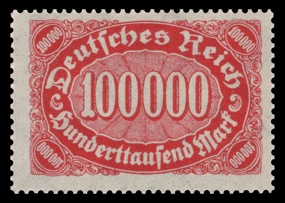 Roter Stempel mit der Aufschrift "Deutsches Reich" auf schwarzem Hintergrund.