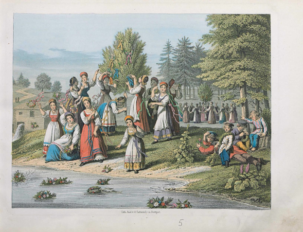 Gruppe von Menschen in traditioneller ungarischer Kleidung neben einem Fluss, mit Grünfläche und einem Gebäude im Hintergrund, unter einem sichtbaren Himmel, mit 'Litauischer Volksmusik' Text unten.