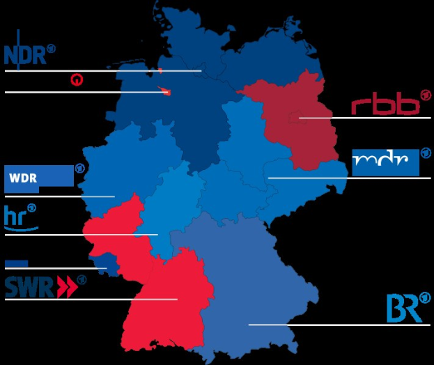 Eine Deutschlandkarte mit Bundesländern in rot und blau, die die Ergebnisse der Wahl von 2016 zeigt, einschließlich der Namen der Kandidaten und der Details des Wahltermins.